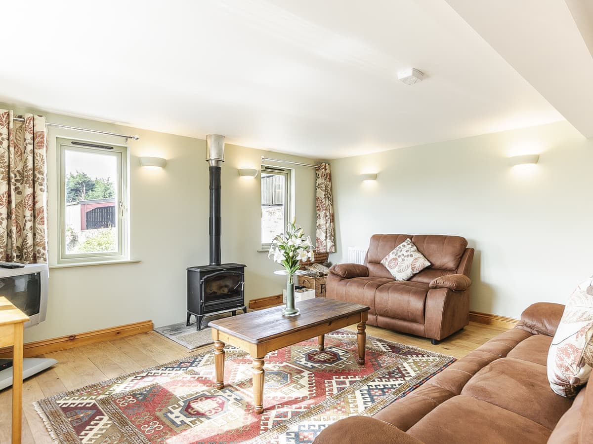 Apple Tree Lodge - Holiday Lodge in Central England - Image 4