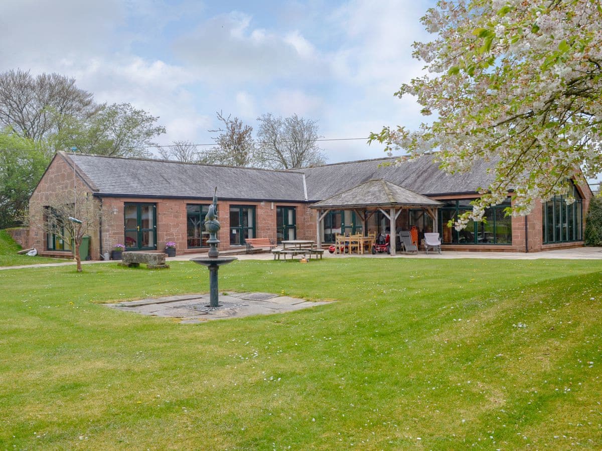 Kinnelhook Holiday Cottage