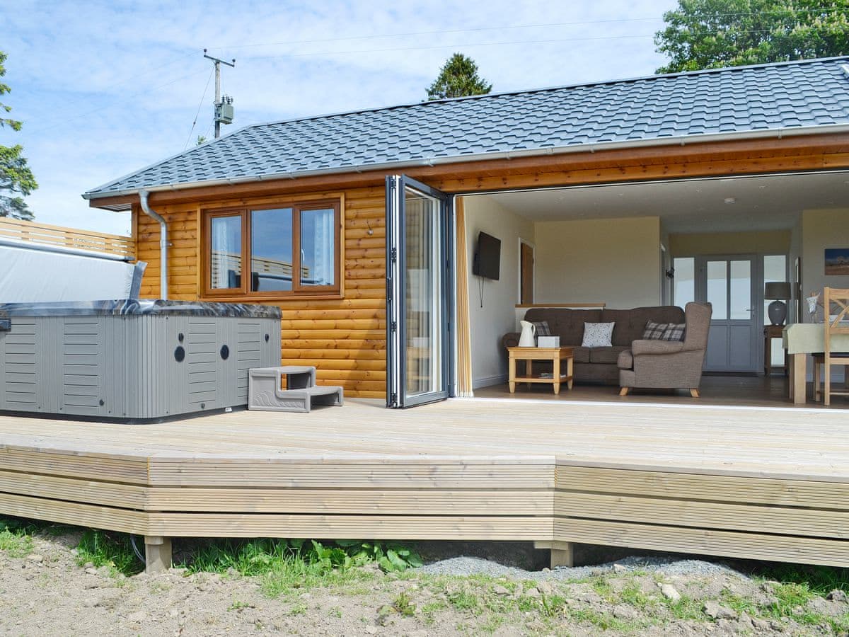 The Lodges - Sweet Meadow Lodge - Image 2