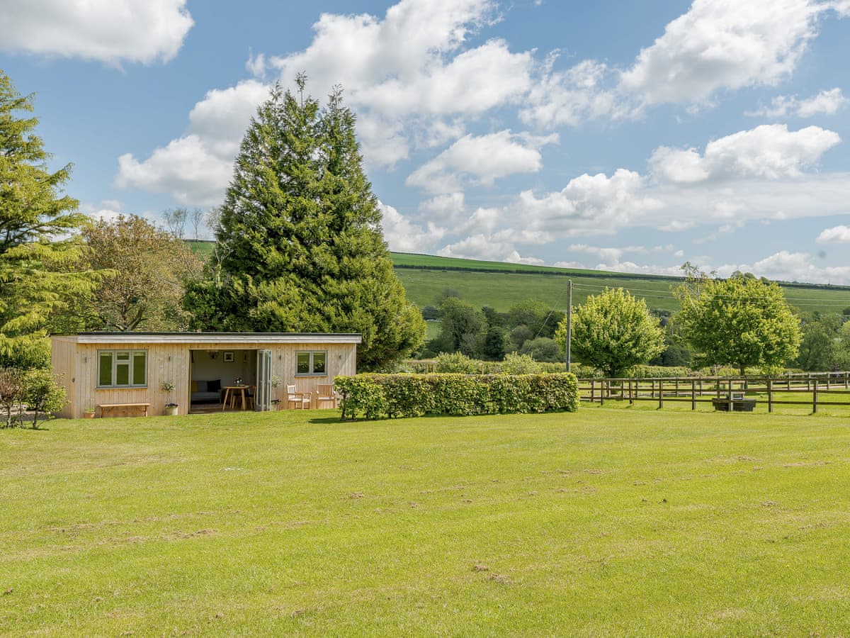 Cruxton Lodge - Holiday Lodge in South West England - Image 1