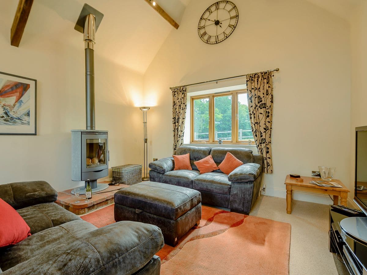 Courtyard Lodge - Holiday Lodge in Central England - Image 5