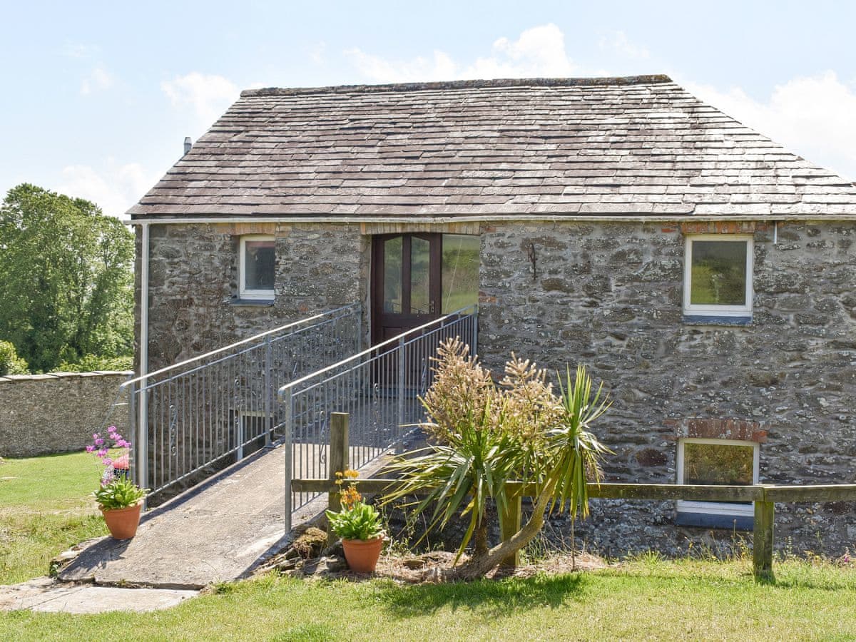 Trentinney Farm Holiday Cottages - Owl's Roost