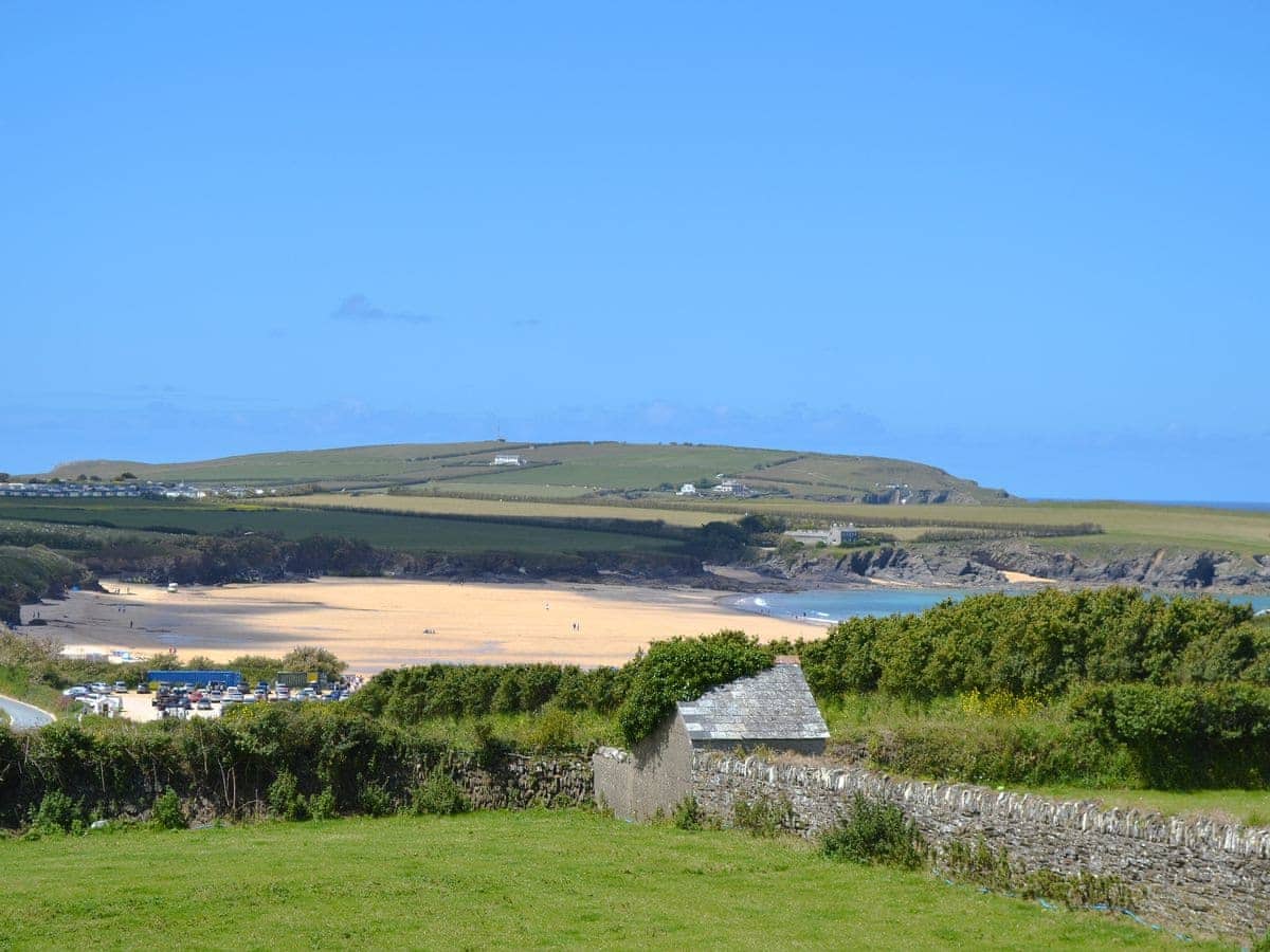 St Cadoc Cottage Ref 14454 In Harlyn Bay Near Padstow Cornwall