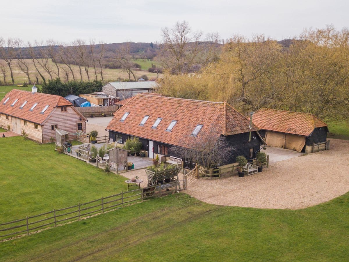 The Revels Ref M534843 In Near Whitstable Kent Mulberry Cottages