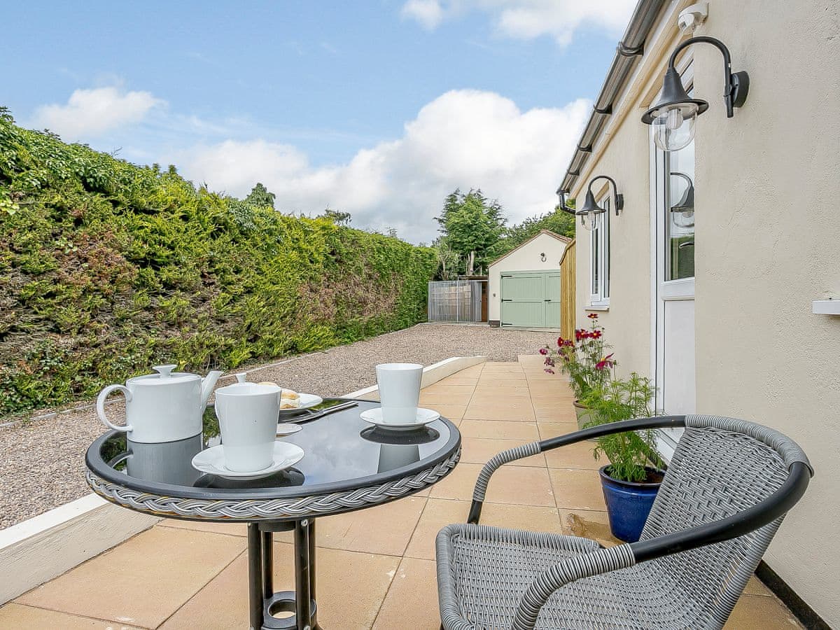 Wits End Cottage Ref Uk11125 In Roughton Near Woodhall Spa