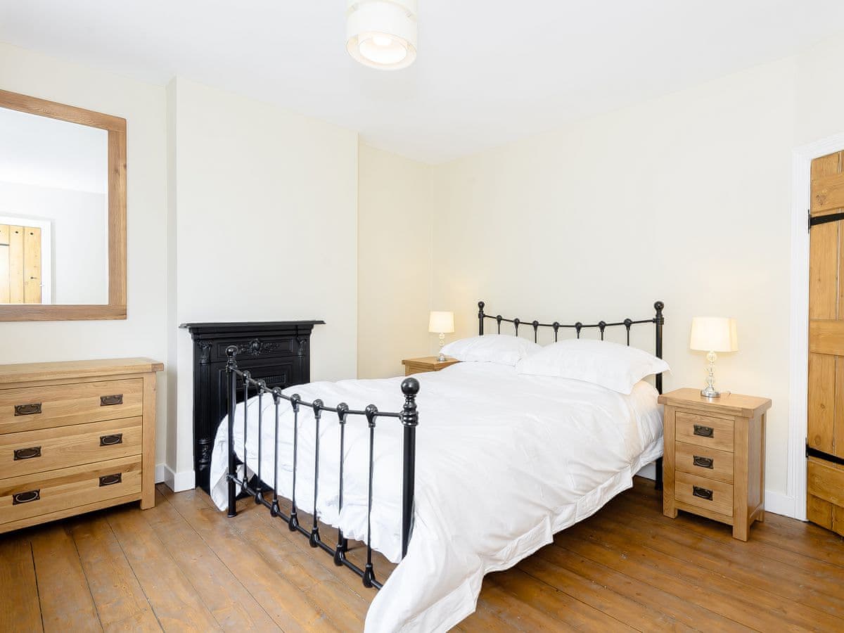 Hall Lane Cottages Sea Holly Cottage Ref Uk11931 In Thornham