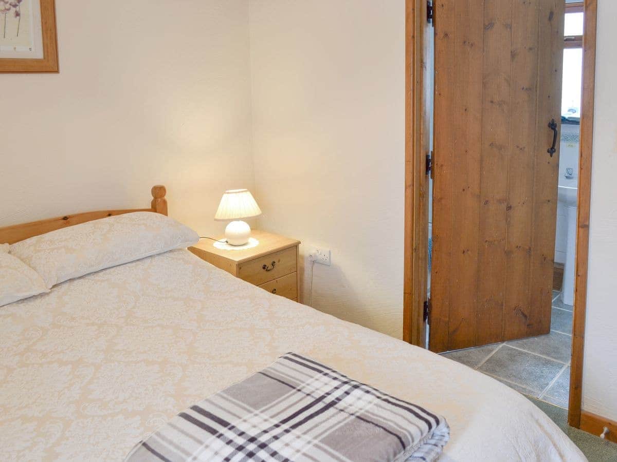 Ash Tree Cottage Ref W8371 In Four Lanes Near Camborne