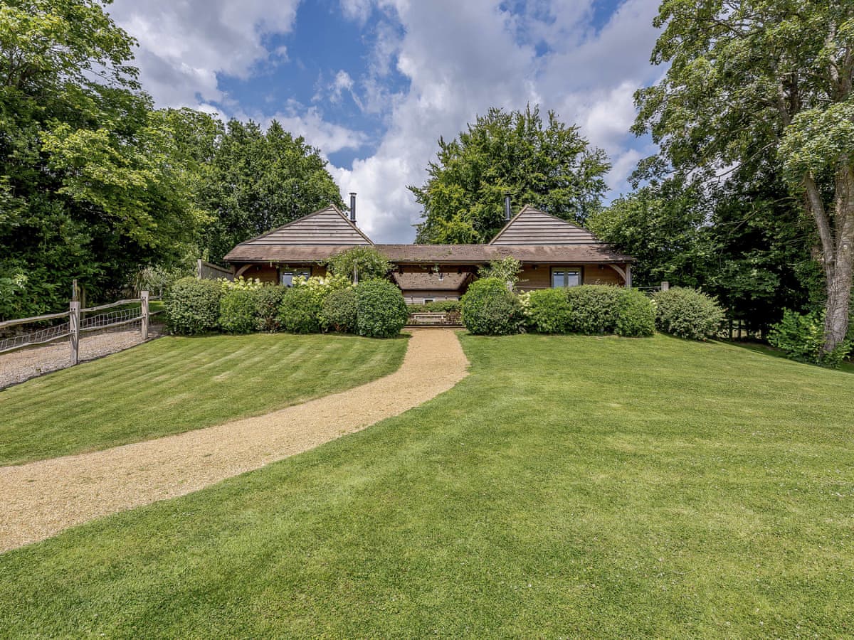 Castlemans Stables East