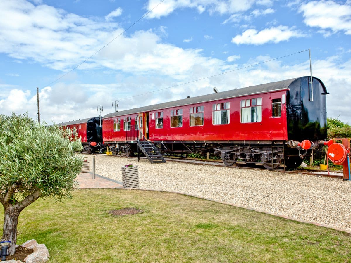 Brunel Boutique Railway Carriage No 4, Dawlish Warren | cottages.com 