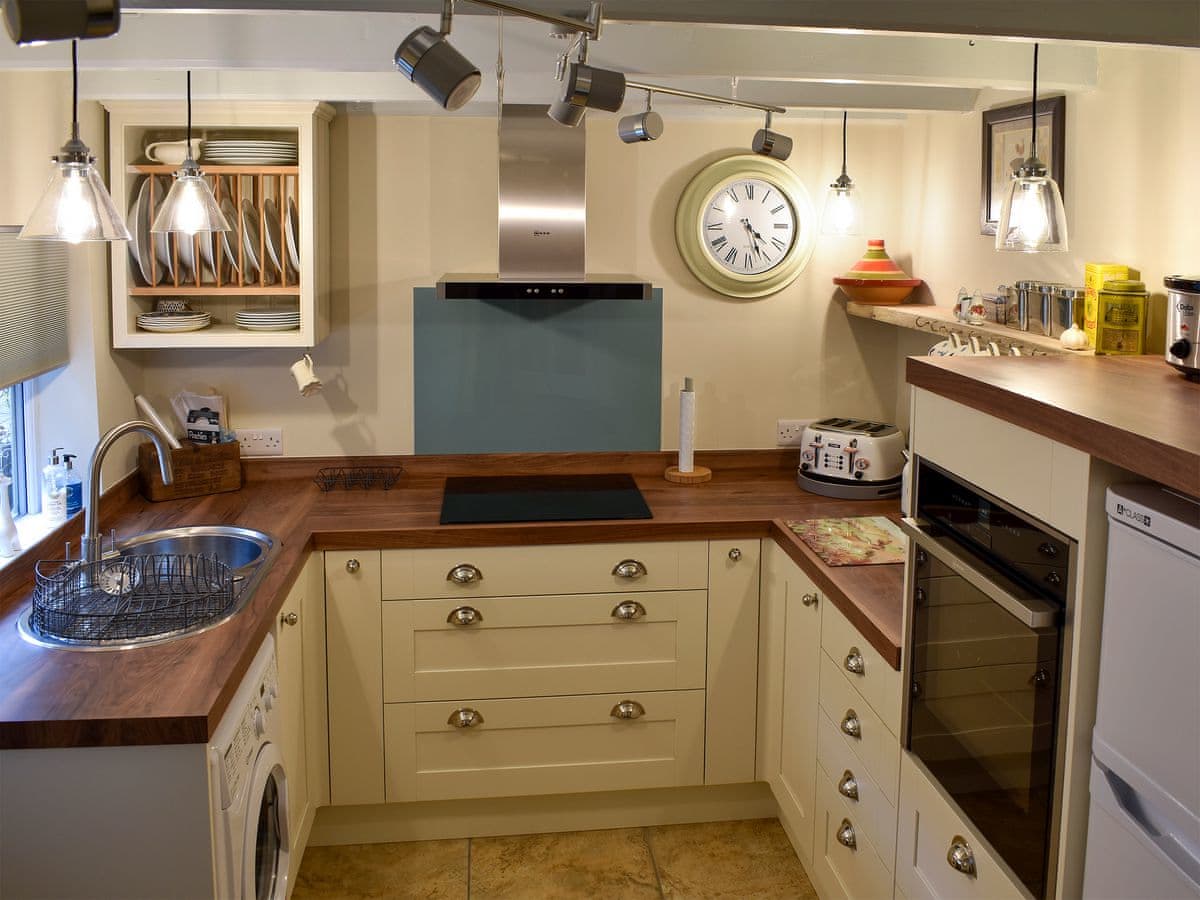 Rose Cottage Ref Uk11537 In Loftus Near Saltburn By The Sea