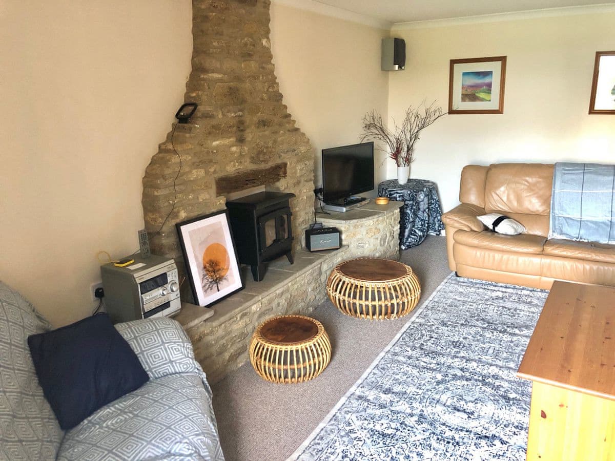 Vallis Holiday Cottages Partidge Cottage Ref 30996 In Frome