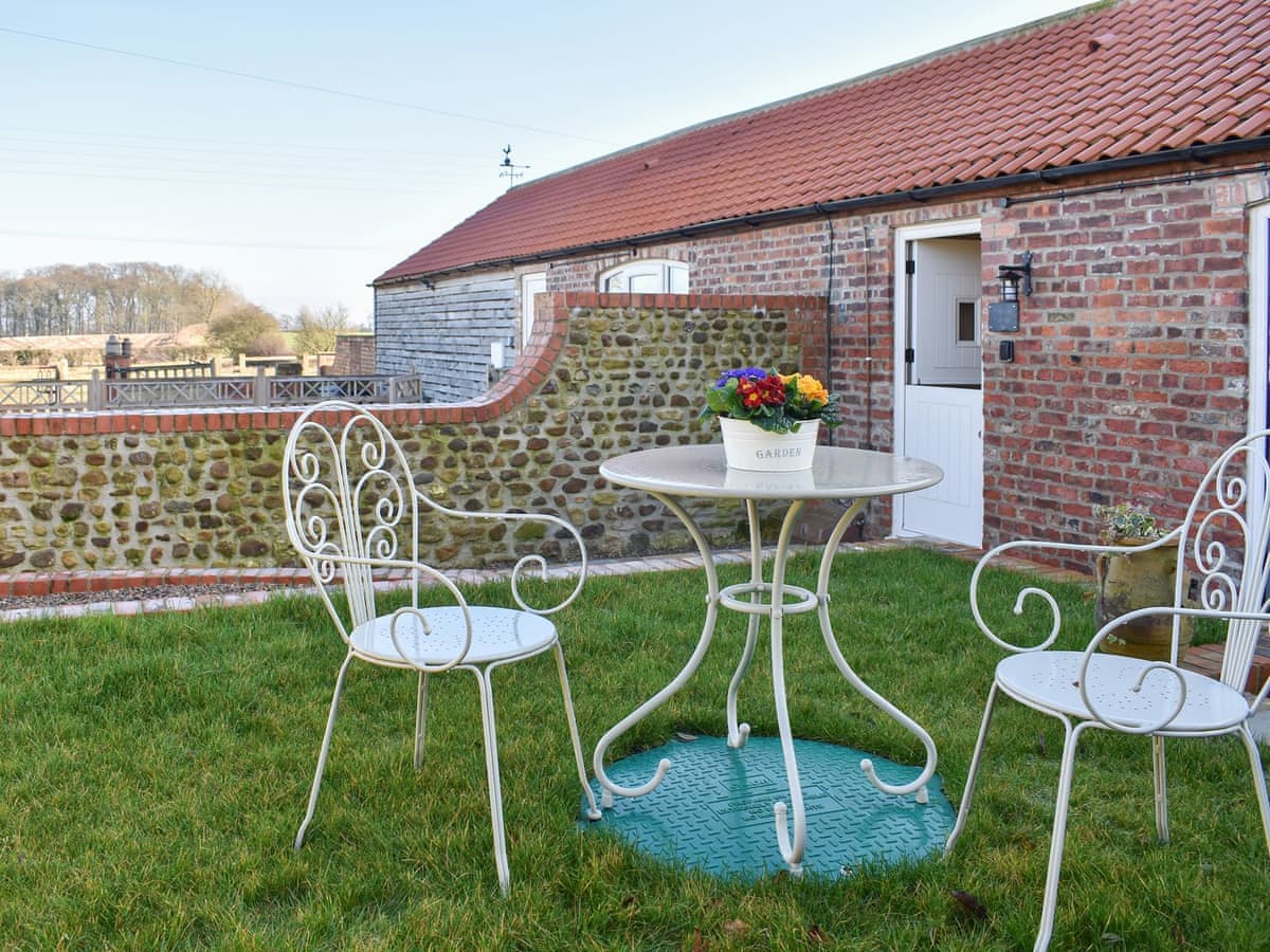 Ham Hall Lane Cottages - Primrose
