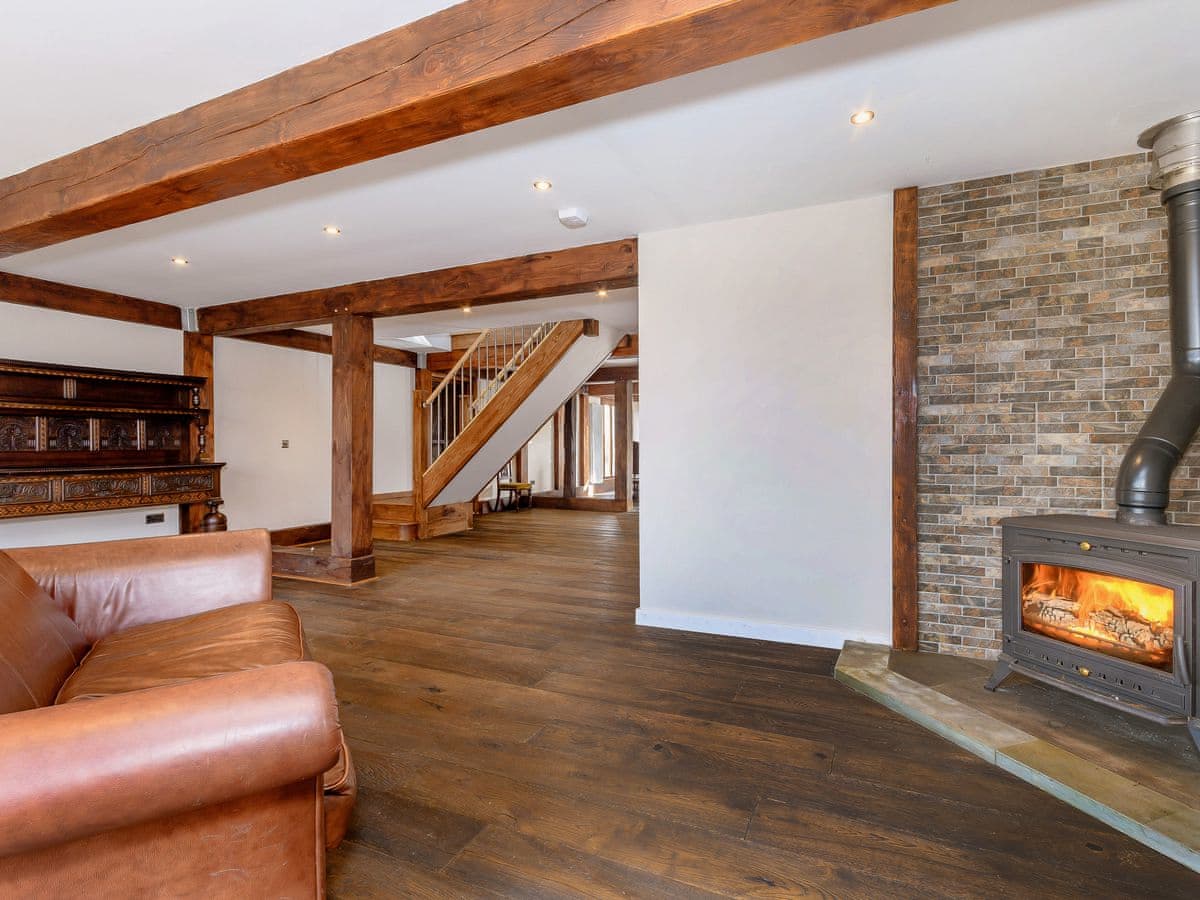 Olive Lodge - Holiday lodge in Central England - Image 3