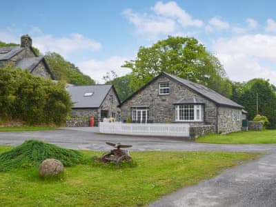 Gwynfryn Farm The Coach House Snowdonia Accommodation Holiday