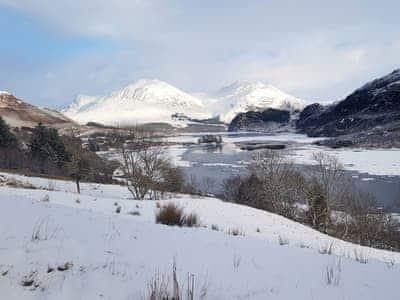 Loch Long View Cottages In The Northern Highlands Scottish Cottages