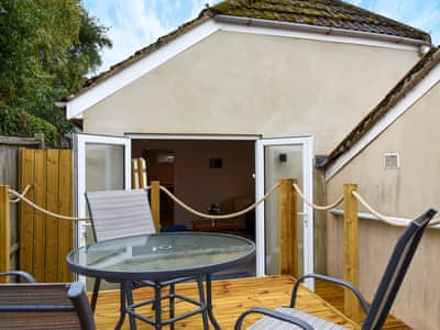 Wild Poppy Cottage Ref Uk12332 In Kings Worthy Near Winchester