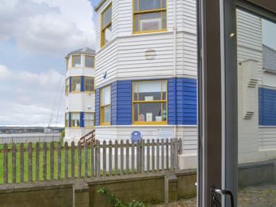 The View Old Coastguard Cottage Cottages In Newcastle Upon Tyne