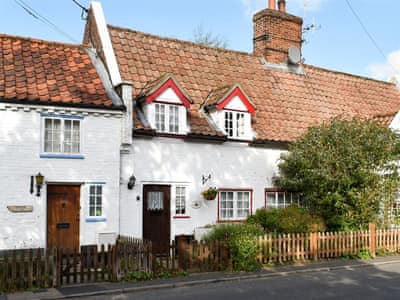 One Well Cottage Ref Uk12909 In Holton Near Halesworth Suffolk