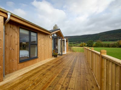Karelia Lodge Ref Uk13458 In Keltyneyburn Near Aberfeldy