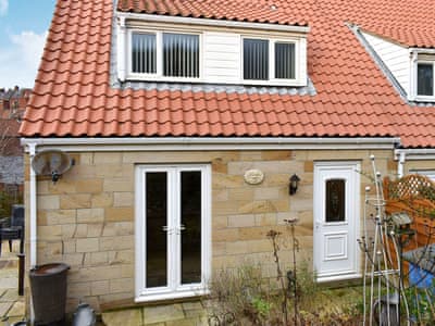 Whitby Harbour View Cottages In Whitby Yorkshire Cottages