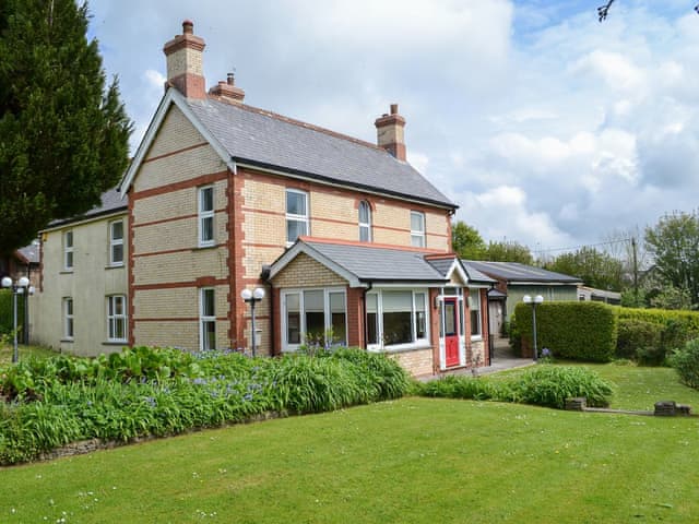 Cranford And The Coach House Cottages Cranford House Ref