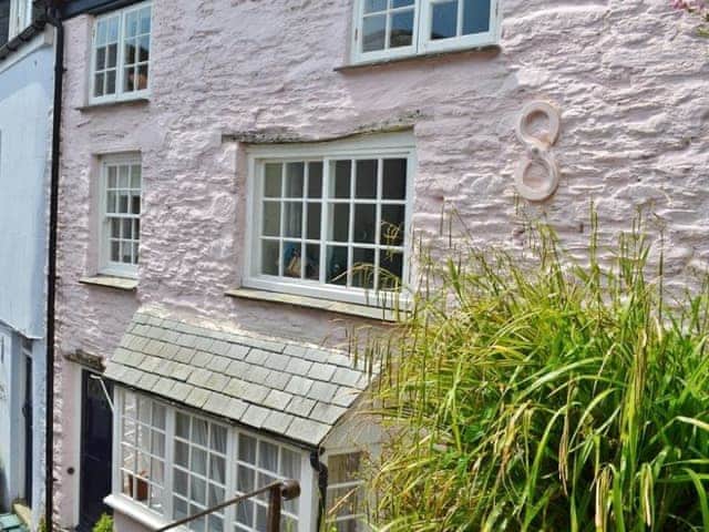 Little In Sight Ref Ec96592 In Fowey Cornwall Cottages Com