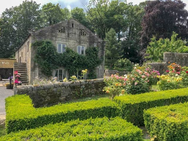 The Dovecote Ref Uk11019 In Harrogate Yorkshire Cottages Com