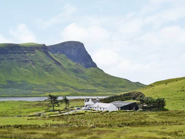 Kelpie Cottage Ref Uk12464 In Glendale Near Dunvegan Isle Of