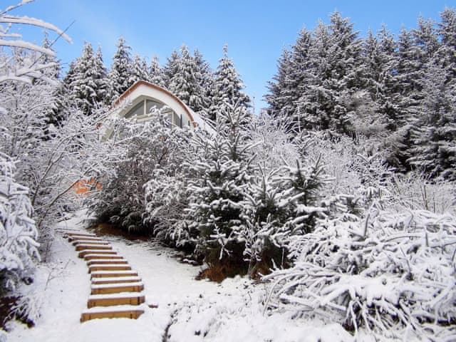 Jill Strawbale House Ref Ukc2935 In Strontian Near Fort William