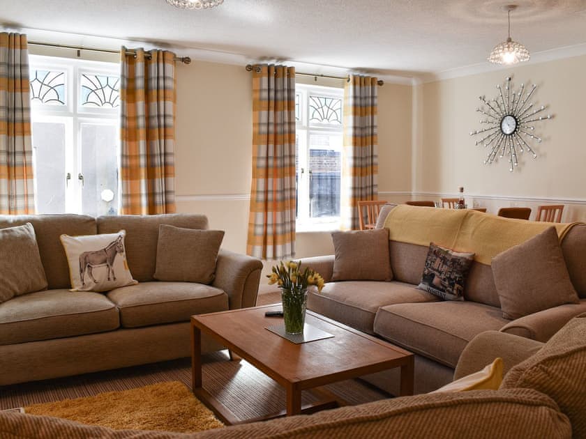 Living room | Annie’s Place, Whitby