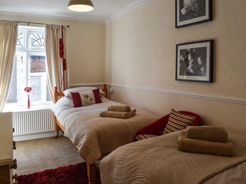 Twin bedroom | Annie’s Place, Whitby