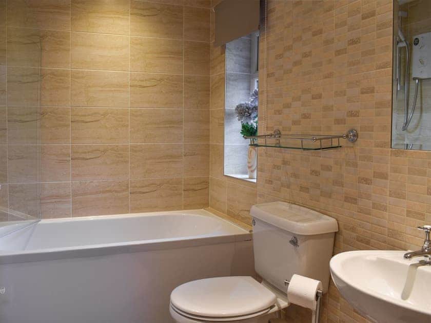 Bathroom | Annie’s Place, Whitby