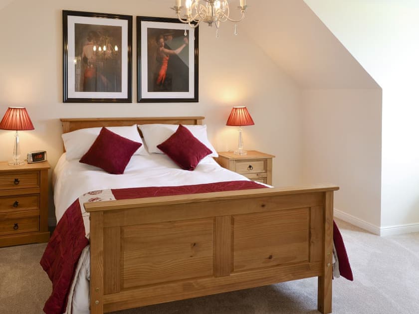 Relaxing double bedroom | Eilean View (Island View), Inverasdale by Poolewe, near Achnasheen