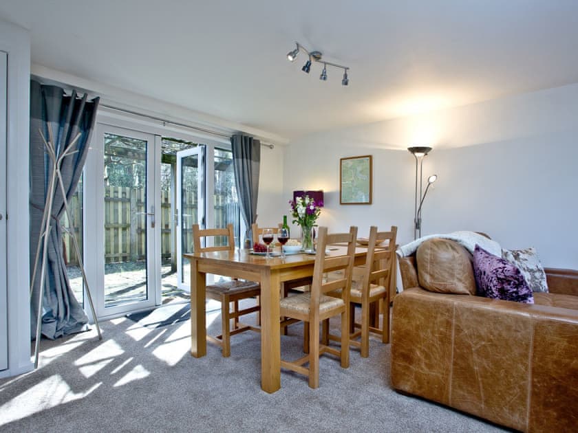 Convenient dining area | Lake Side Apartment - Indio Lake, Bovey Tracey