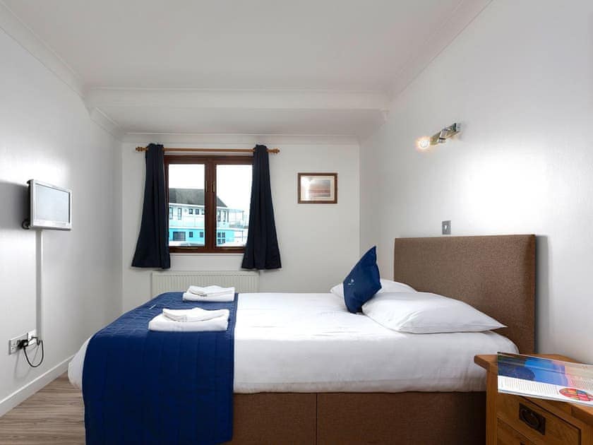 Peaceful second en-suite double bedroom | Heron - Daisy Broad Lodges, Wroxham