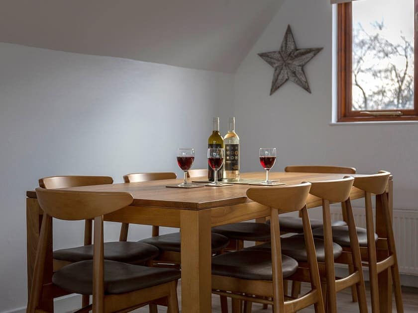 Elegant dining area | Coot - Daisy Broad Lodges, Wroxham