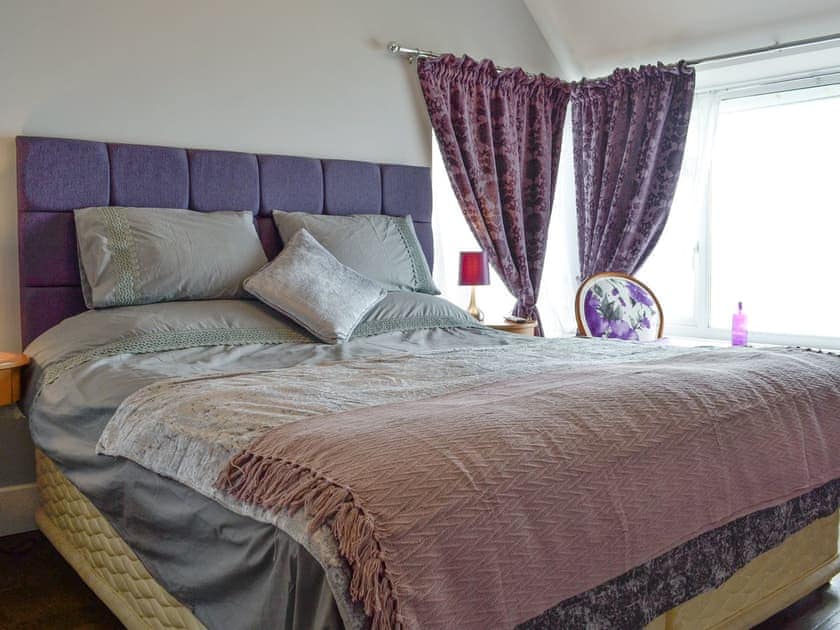 Relaxing en-suite double bedroom | Brig-y-Don - Brig-y-Don, Llanaber, near Barmouth