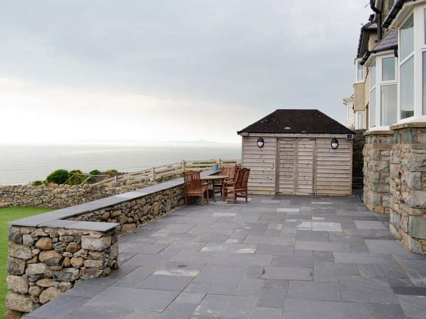 Paved patio area | Brig-y-Don - Brig-y-Don, Llanaber, near Barmouth