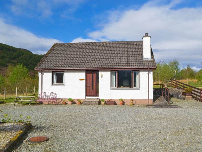 Exterior | Glen View Cottage, Stromeferry, near Kyle of Lochalsh