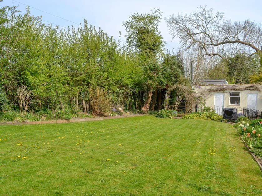 Shared garden | 2 Keldholme Cottages - Keldholme Holidays, Keldholme, near Kirkbymoorside