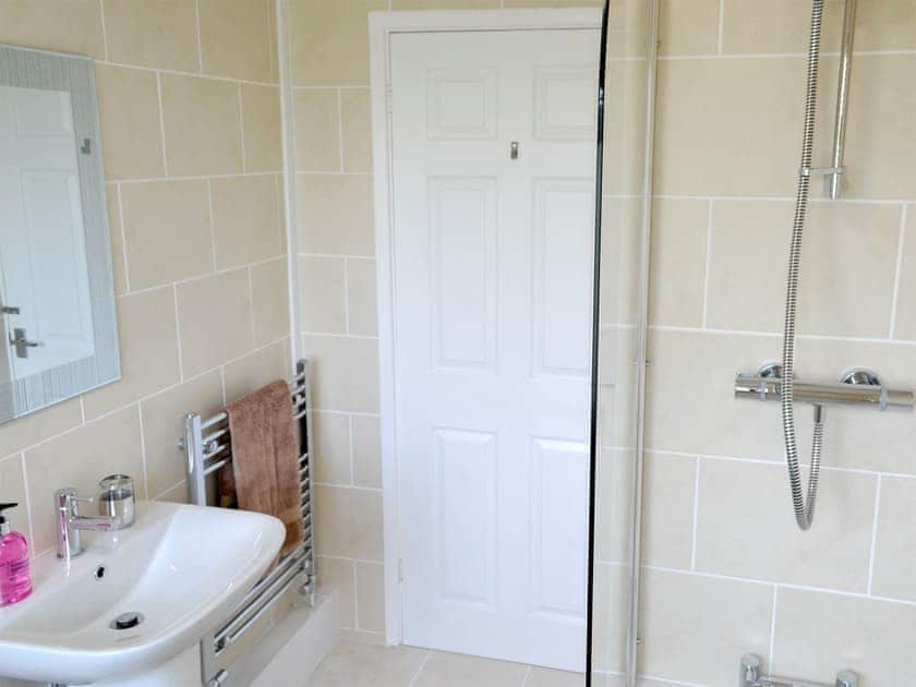 Bathroom | Gwynt y Môr, Tywyn