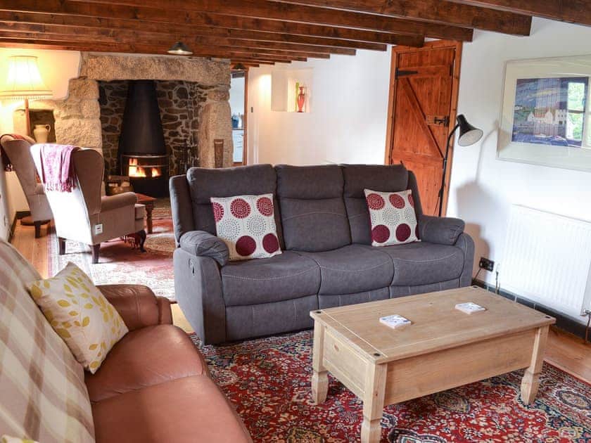 Living room with beamed ceiling | Bruce’s Cottage, Whitecross, near Marazion