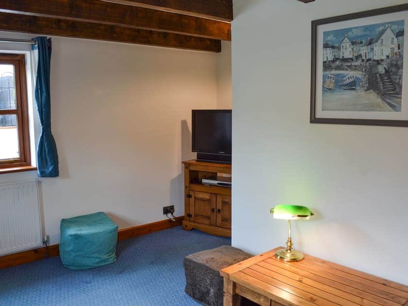 Snug with TV | Bruce’s Cottage, Whitecross, near Marazion