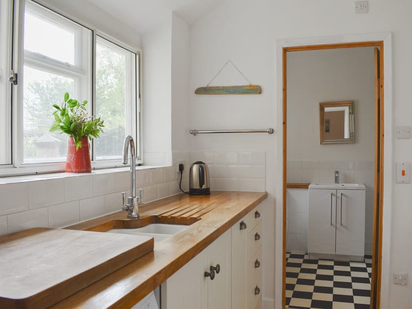 Well equipped kitchen/ dining room | Elm Cottage, St Lawrence