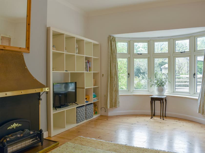 Spacious living room | Elm Cottage, St Lawrence