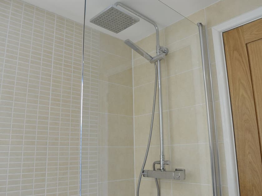Bathroom with shower | Beachcomber Cottage, Marazion