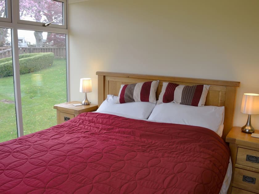 Double bedroom | Kinnelhook Holiday Cottage, Lochmaben, near Lockerbie
