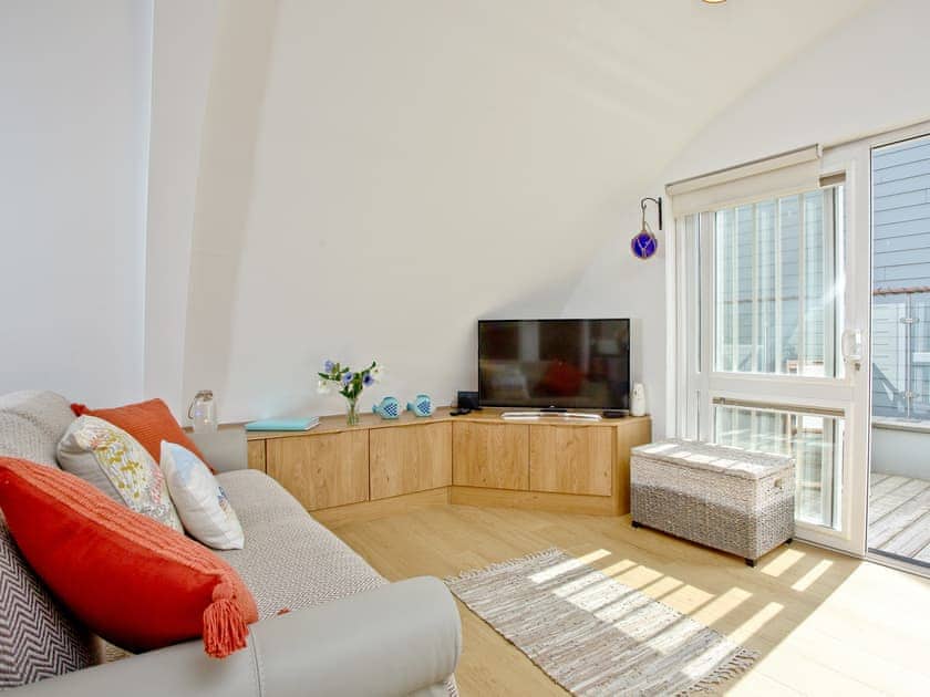 Comfortable living area | 5 Park Mews, Weymouth