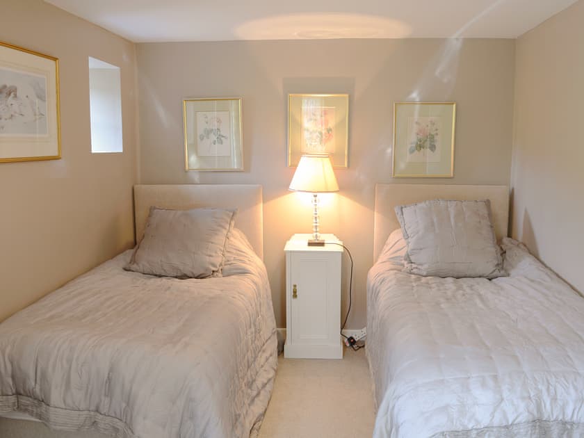 Twin bedroom | Tressady Coach House, Rogart, near Dornoch