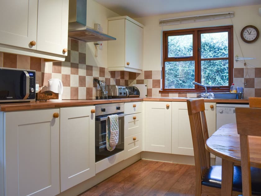 Open plan living space | Beech Lodge - Eversleigh Woodland Lodges, Shadoxhurst, near Ashford